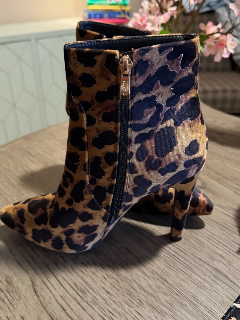 Ladies Leopard booties size 7 like new